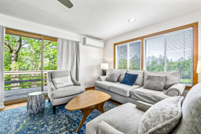 Evelyn's River Front Retreat